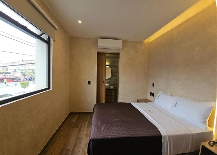 Unico La Hotel 3*